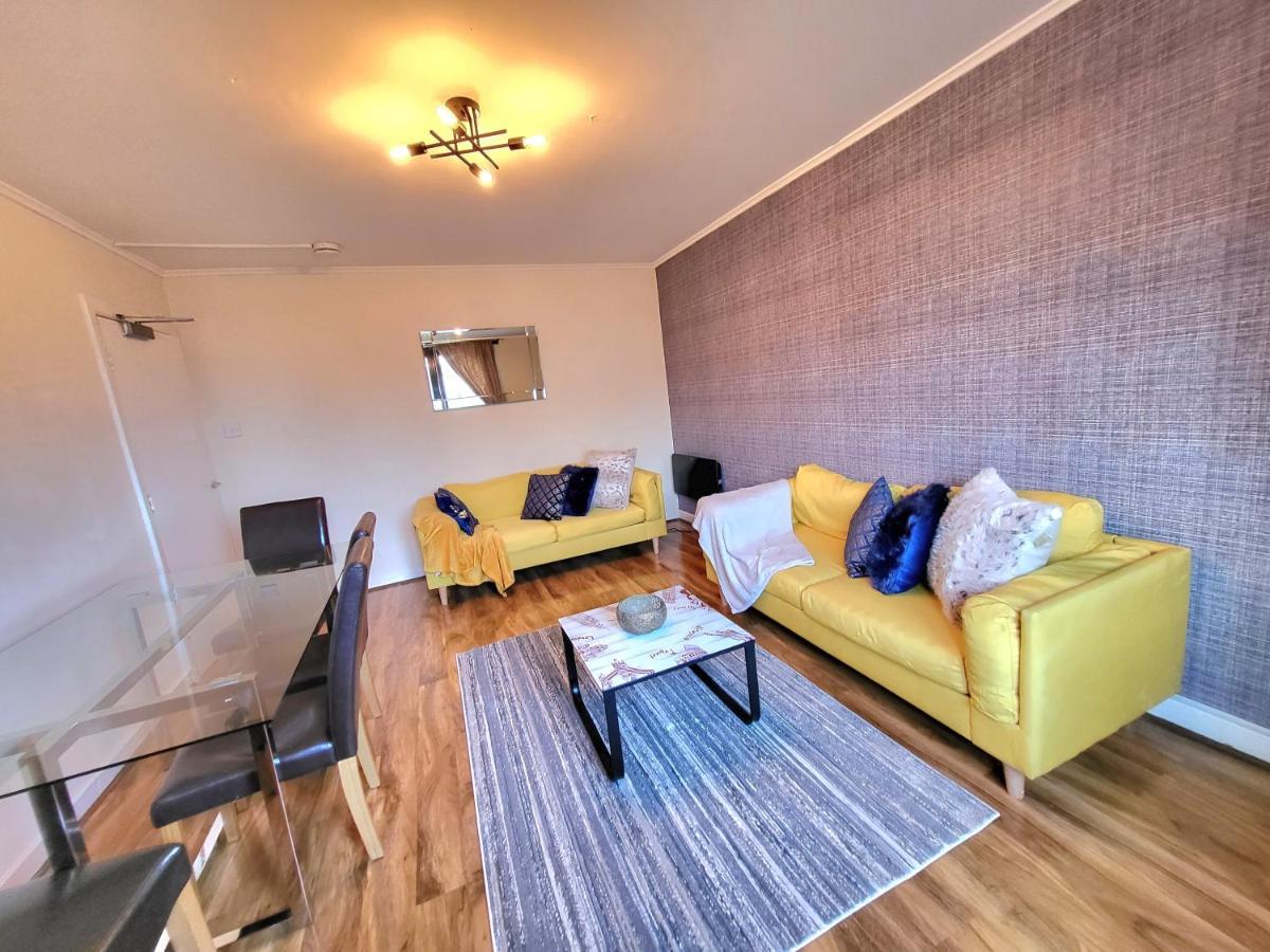 3 Bedroom Aprtmt At Sensational Stay Serviced Accommodation Aberdeen- Froghall Avenue Exterior foto